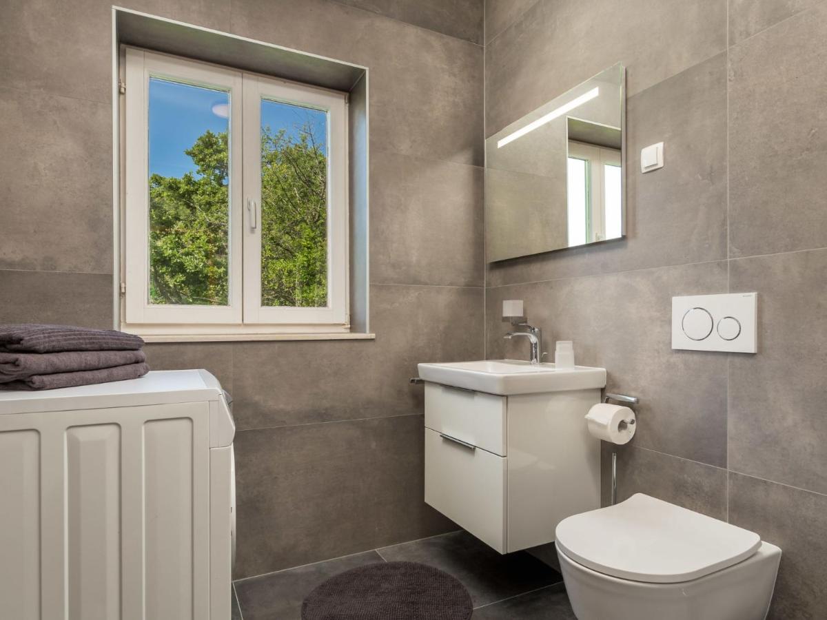 Holiday Home Casa Albertina-2 By Interhome Martina Luaran gambar