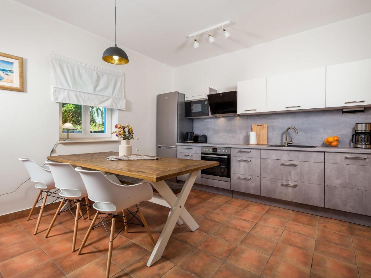 Holiday Home Casa Albertina-2 By Interhome Martina Luaran gambar