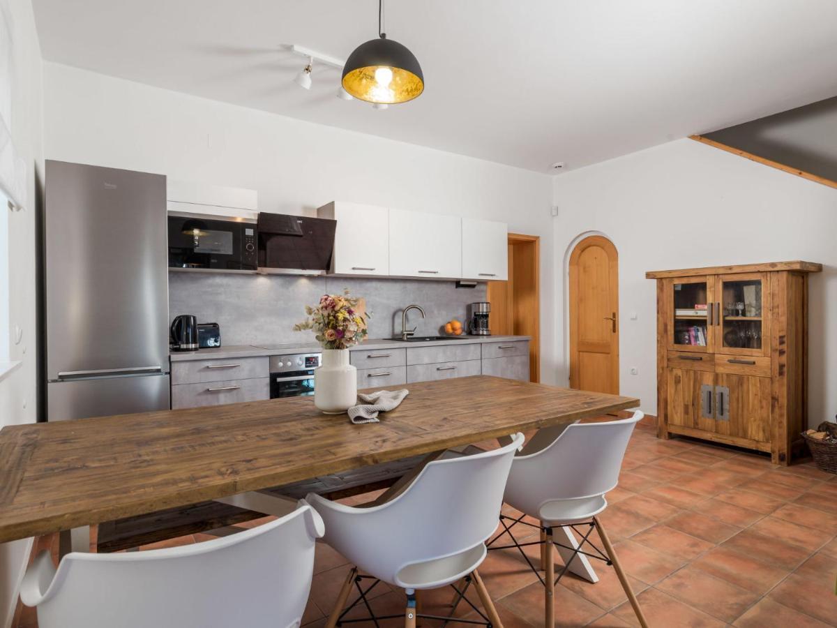 Holiday Home Casa Albertina-2 By Interhome Martina Luaran gambar